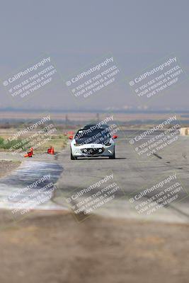media/Sep-20-2025-Extreme Speed (Sat) [[1fcc23683c]]/Orange (Mid Intermediate)/Session 2 (Sunrise)/
